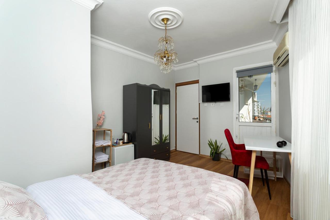 8 Rooms House Balcova Екстер'єр фото