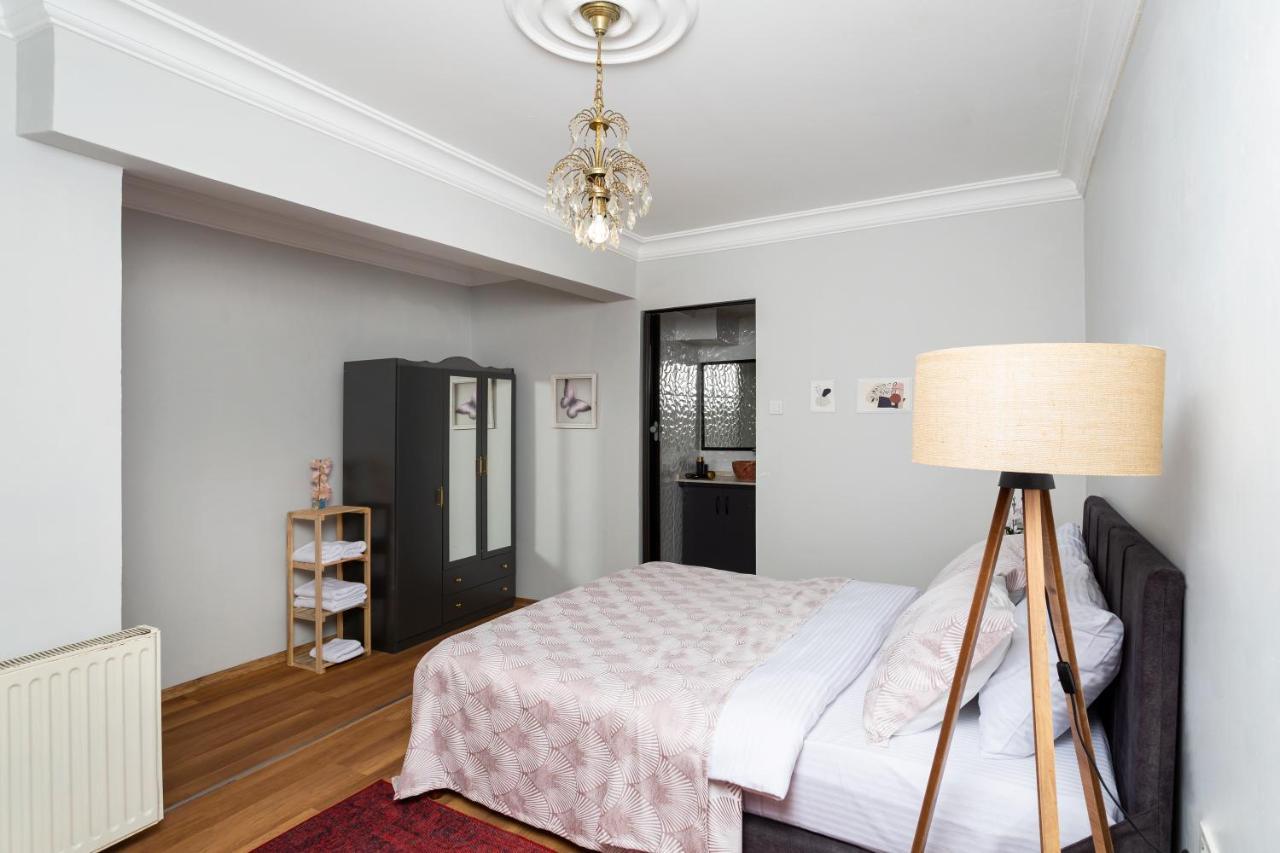 8 Rooms House Balcova Екстер'єр фото