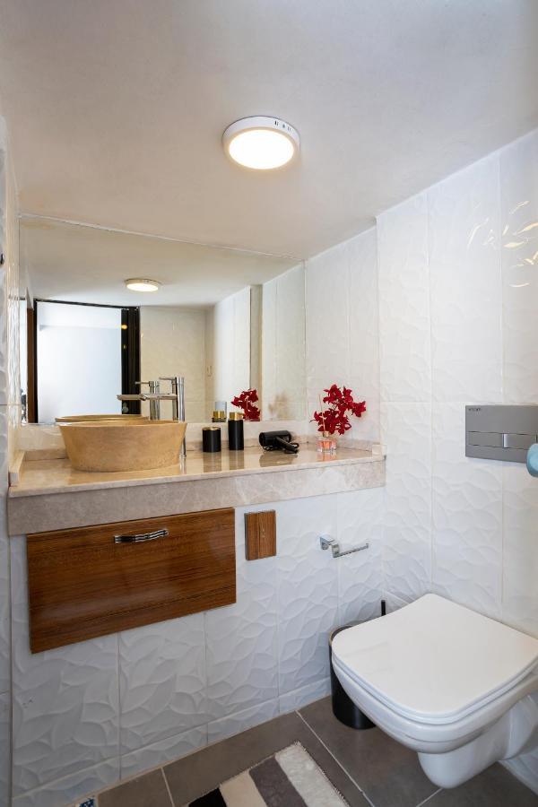 8 Rooms House Balcova Екстер'єр фото