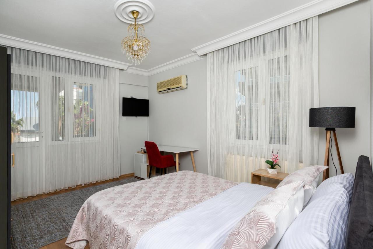 8 Rooms House Balcova Екстер'єр фото