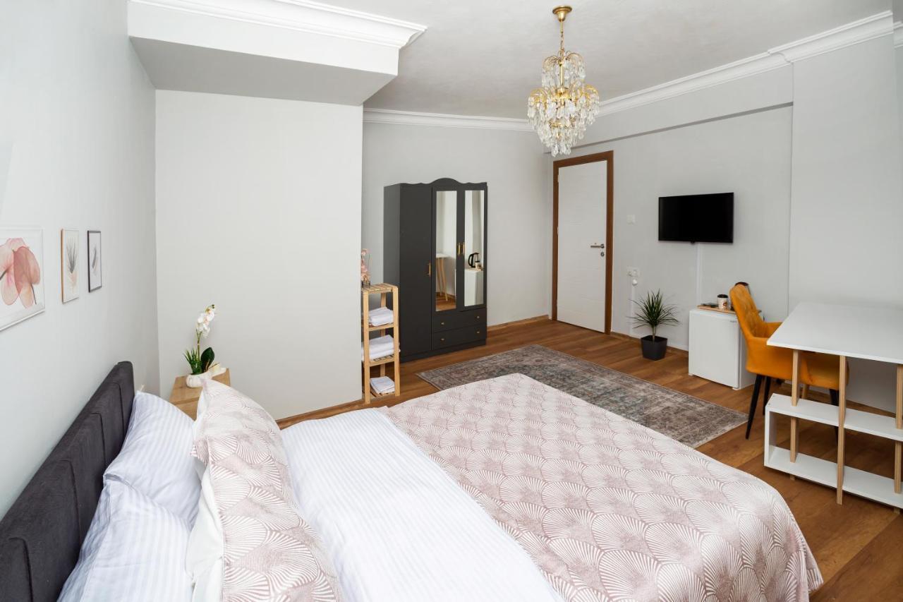 8 Rooms House Balcova Екстер'єр фото