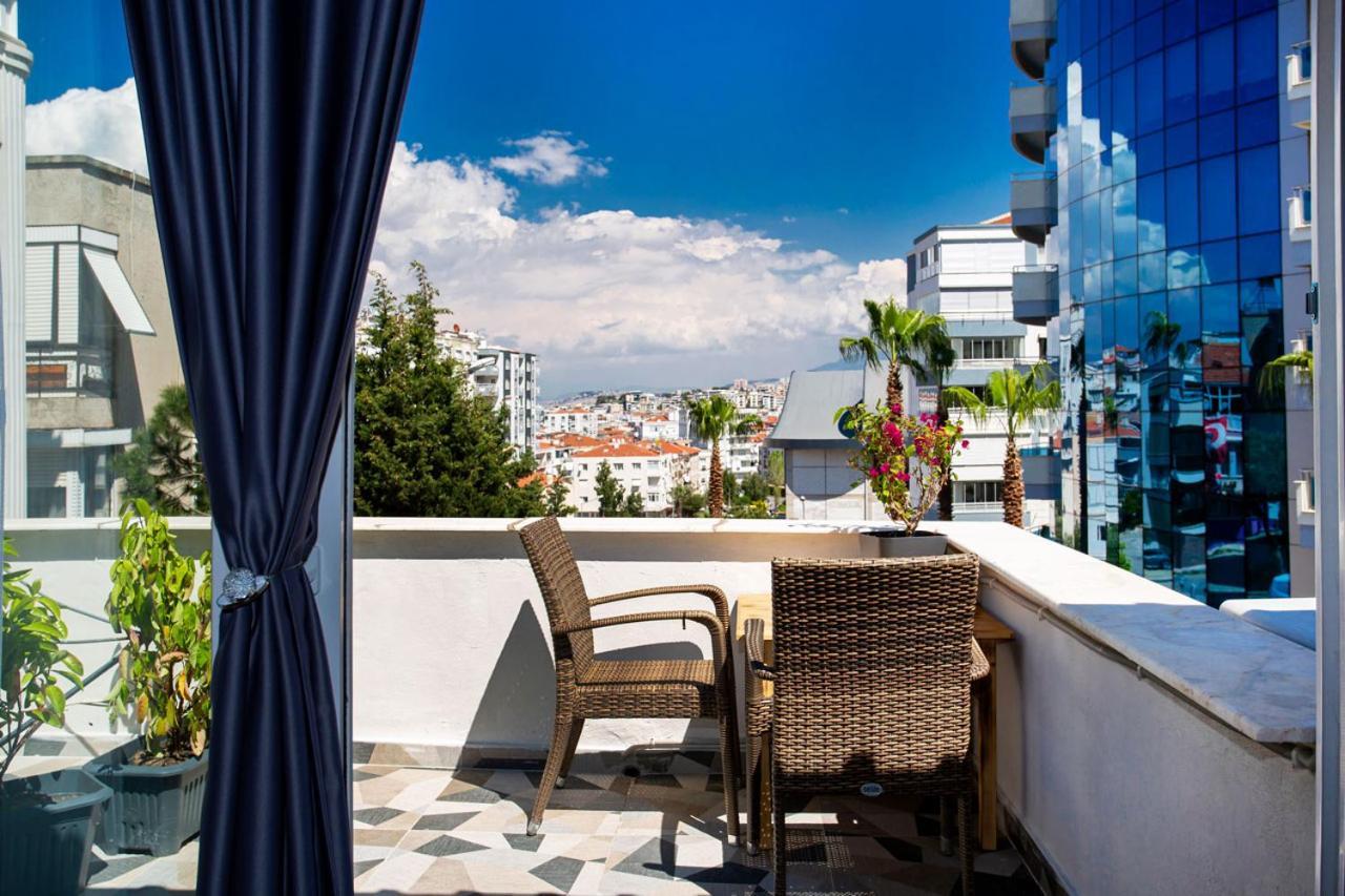 8 Rooms House Balcova Екстер'єр фото