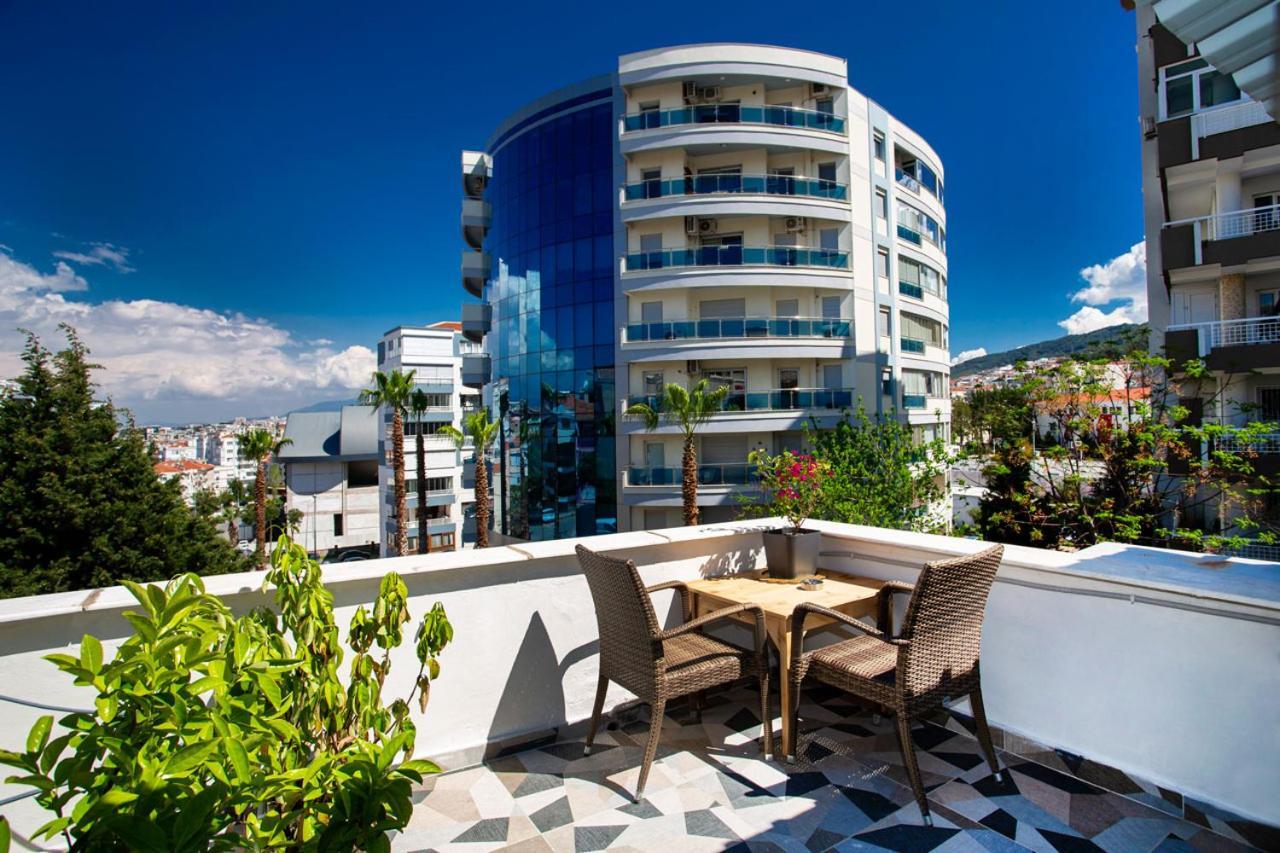 8 Rooms House Balcova Екстер'єр фото